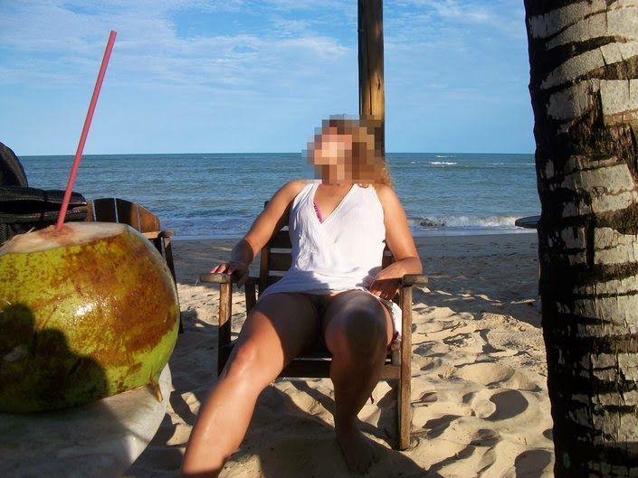kelly esposa pelada em praias  (1)